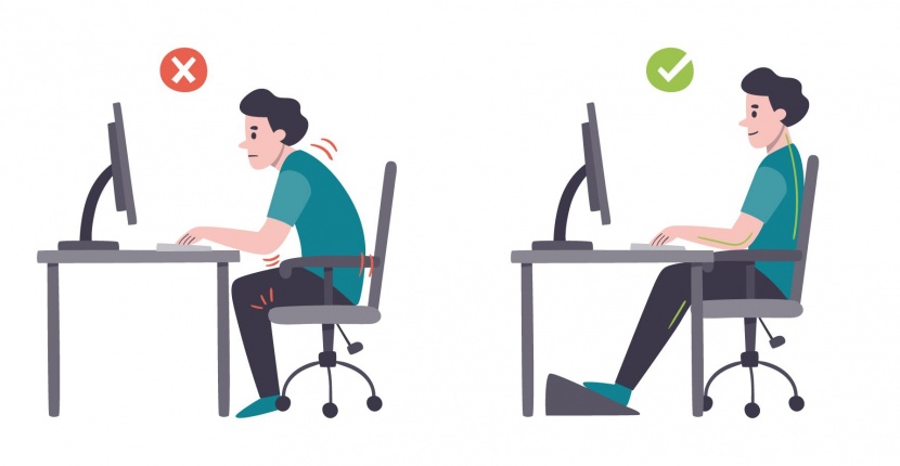 Ergoçnomisch ziiten aan bureau.