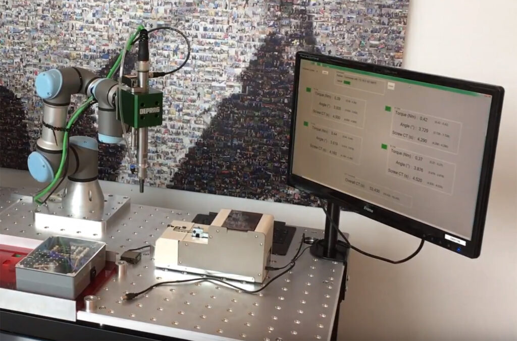 Sirris productieomgeving met geautomatiseerde Deprag schroefsystemen voor innovatieve cobot-assemblage